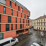 15 C&J\'S Apartment